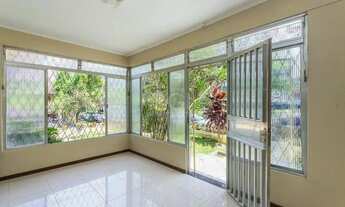 Imagem 2: Casa para Venda - 740m², 5 dormitórios, sendo 1 suites, 3 vagas - Vila Assunção