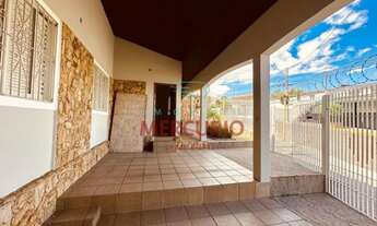 Imagem 2: Casa para venda com 140,4 m² e 3 quartos sendo 01 suíte em Parque Alto Sumaré, Bauru - SP