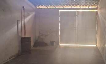 Imagem: VENDO AREA MEDINDO 11.30x3.8. JÁ COM TELHADO