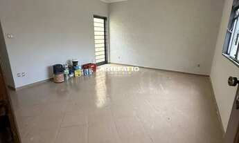 Imagem 2: Casa com 3 dormitórios no bairro Jardim Dermínio