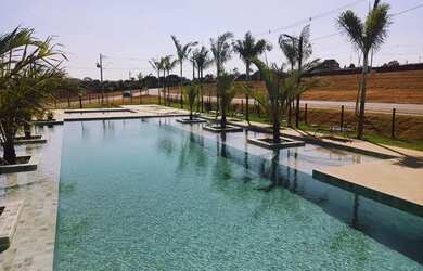 Imagem 2: ÁGIO LOTE JARDINS SEVILHA ÁREA DE 451 METROS PLANO NASCENTE MELHOR LOTE DO CONDOMÍNIO OPOR