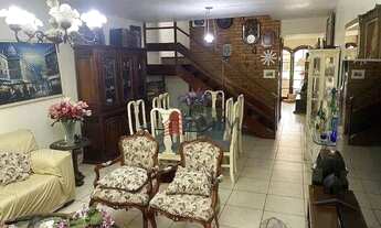 Imagem: Casa com 4 quartos à venda, 200 m² por