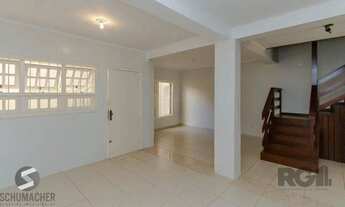 Imagem: Casa com 4 dormitórios, 4 vagas no bairro