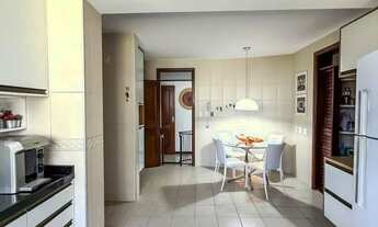 Imagem 3: Imóvel para venda tem 302 metros quadrados com 4 quartos em Ponta do Farol - São Luís - MA