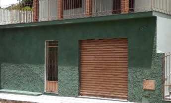 Imagem 2: Linda Casa no Centro de Caxambu MG