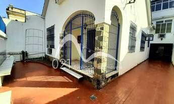 Imagem: Casa à venda, 4 quartos, 2 suítes, 4 vagas