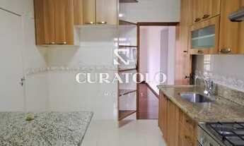 Imagem 2: Conforto e Comodidade em Santo André: Amplo Apartamento de 4 Dorms, com Varanda, 2 Vagas e