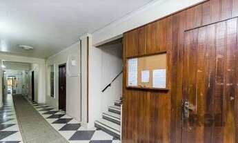 Imagem 2: Apartamento no Centro térreo com pátio de 1 dormitório