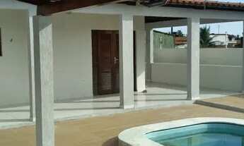 Imagem: Ótima casa no centro com 3 quartos e piscina