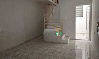 Imagem 2: Sobrado com 2 dormitórios para alugar, 105 m² por R$ 1.600/mês - Jardim Luiza - Jacareí/SP