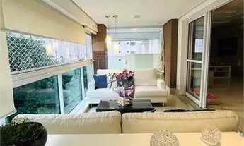 Imagem 4: Apartamento a venda em Moema com 3 dormitórios sendo 3 suítes 4 vagas