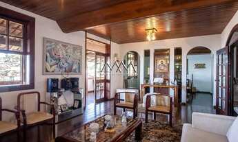 Imagem 3: Casa a Venda no Mangabeiras com 6 Quartos 1.260m² área construída e 600m² de terreno