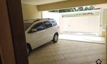 Imagem 2: Sobrado com 3 dormitórios à venda, 277 m² por R$ 1.350.000,00 - Loteamento Parque das Hort