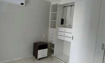 Imagem 3: 3/4 aluguel sendo uma suite , banheiro social, vista mar, andar alto varanda, armários