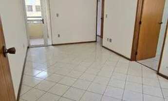 Imagem: Lindo Apartamento de frente, com 2 qtos/varanda/1