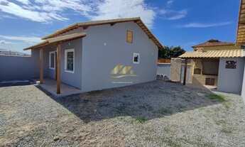 Imagem: Linda casa pronta com 2 quartos e Área