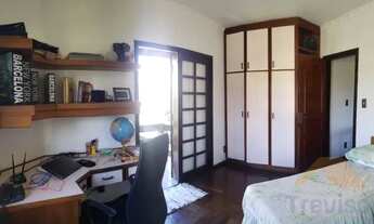 Imagem 4: Casa para Venda em Joinville, Glória, 5 dormitórios, 5 suítes, 3 banheiros, 4 vagas