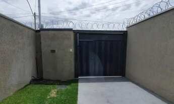 Imagem 6: Casa com cozinha americana em ótima vizinhança