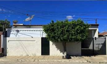 Imagem: Vendo casa em Salgueiro com excelente localização