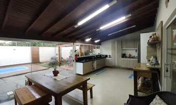 Imagem 6: CASA COM PISCINA