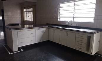 Imagem: Sobrado para aluguel com 200 metros quadrados