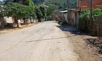 Imagem 5: Casa em Vale dos Reis 4, no ponto de ônibus