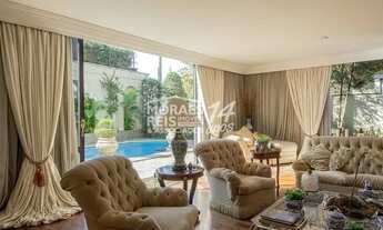 Imagem 2: VENDO / CASA / 545 M² / 7 DORMITÓRIOS - 4 SUÍTES / 8 VAGAS / JARDIM GUEDALA - São Paulo