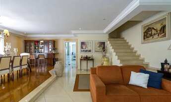 Imagem 1: Guarulhos, Jardim Maia, casa de fino acabamento com 4 pavimentos e 465 m² de área construí