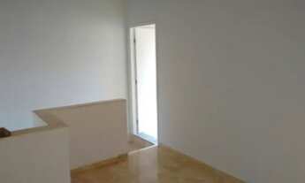 Imagem 6: Sobrado para aluguel possui 80 metros quadrados com 2 quartos