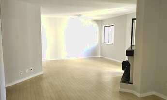 Imagem 4: MOEMA ÍNDIOS - 143m² ÚTEIS - TERRAÇO - 3 DORMS (2 SUÍTES) - LAREIRA - FORA DA ROTA - LAZER