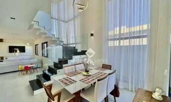 Imagem: Lindo Sobrado com 3 dormitórios à venda