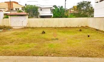 Imagem: Ótimo terreno com 493m² a venda no Condomínio