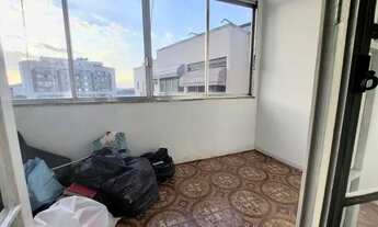 Imagem 3: Rua Mariz e Barros , coladinho a rua Campos Sales, apto 03 dormitórios , varanda