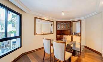 Imagem 7: Oportunidade, Apartamento com 189m², 04 Dormitórios, 03 Vagas, 06 Banheiros. Òtima Localiz