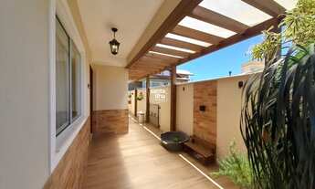 Imagem 3: Casa para venda tem 146 metros quadrados com 3 quartos em Rio Tavares - Florianópolis - SC