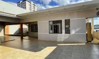 Imagem: Casa para fins comerciais no Centro Rua