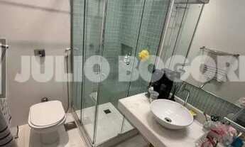 Imagem 6: Leblon, localização privilegiada e nobre, Planta diferenciada com 267 m2, reformado, Frent