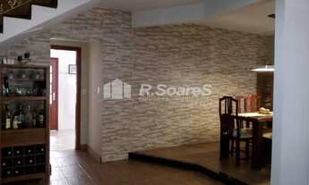 Imagem 3: Casa com 3 quartos na rua Luis Beltrão- Vila Valqueire