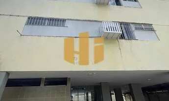 Imagem 3: Apartamento à Venda com 3 Quartos e 2 Banheiros, 80 m²