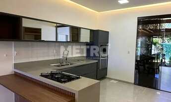 Imagem: Casa à venda no Con. Vivendas do Rio, 800m