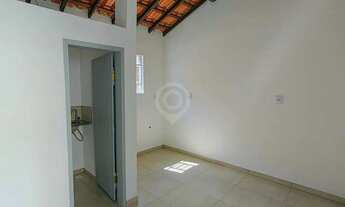 Imagem 7: Casa de rua - / Residencial / Centro