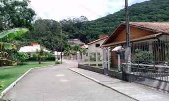 Imagem 3: Terreno com 1.047m² em Sambaqui