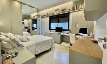 Imagem 2: Excelente casa térrea 04 suites com fundo para mata - condomínio Portal do sol green