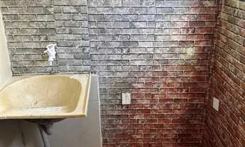 Imagem 5: Quitinete no centro. Atrás das casas bahia!