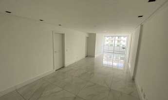 Imagem 2: Amplo Apartamento 3 qts com 135 m² para venda na parte plana da Rua Sampaio no bairro Gran