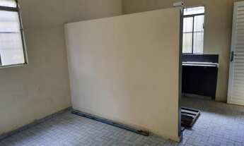 Imagem 3: Casa com dois barracões bairro Tirol