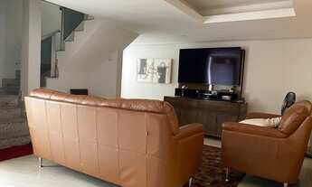 Imagem 4: Duas Casas para venda sendo uma casa 3 quartos e a outra de 2 pavimentos com poço para ele