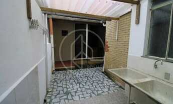 Imagem 6: Bairro Marilândia / Casa com 2 quartos sendo 1 suíte área externa com churrasqueira