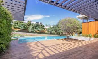 Imagem 3: Casa Térrea no Alphaville ipês 4 suites