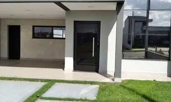 Imagem 2: Casa de condomínio térrea para venda com piscina